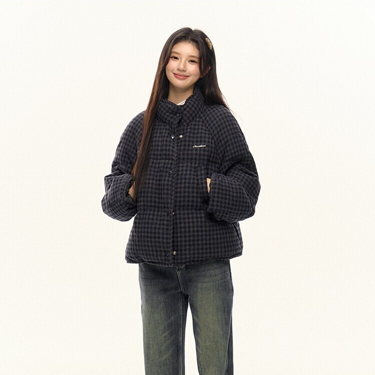 네모 체크 숏 패딩