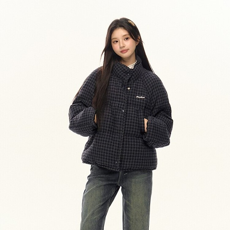 네모 체크 숏 패딩