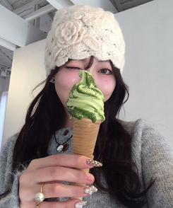 플라워 니트 비니 베이지