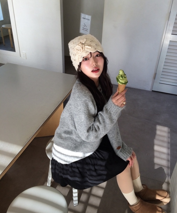 플라워 니트 비니 베이지