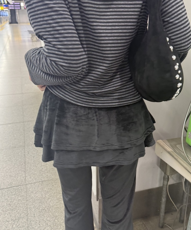 ベルベッドスカート付きパンツ BLACK