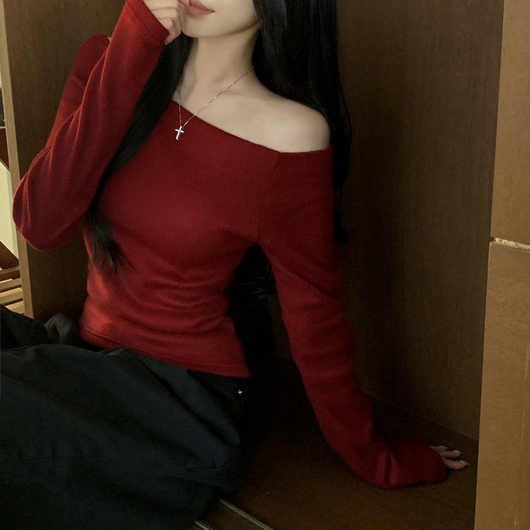 손등덮는 여리핏 오프숄더 겨울 기모 슬림핏 긴팔티셔츠 크리스마스룩 파티룩 와인