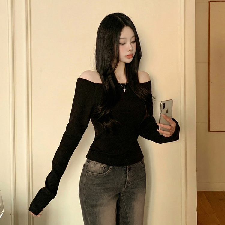 손등덮는 여리핏 오프숄더 겨울 기모 슬림핏 긴팔티셔츠 크리스마스룩 파티룩 블랙
