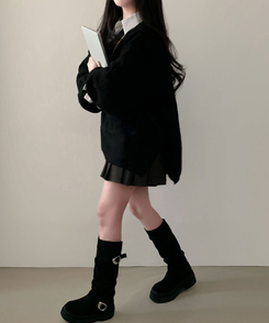 보호본능 자극핏여리함 플러스 꽈배기 꼬임 브이넥 오버핏 니트 블랙