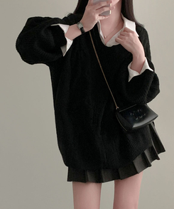 보호본능 자극핏여리함 플러스 꽈배기 꼬임 브이넥 오버핏 니트 블랙