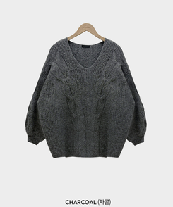 보호본능 자극핏여리함 플러스 꽈배기 꼬임 브이넥 오버핏 니트