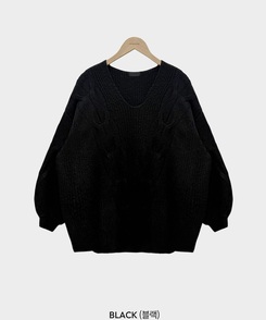 보호본능 자극핏여리함 플러스 꽈배기 꼬임 브이넥 오버핏 니트