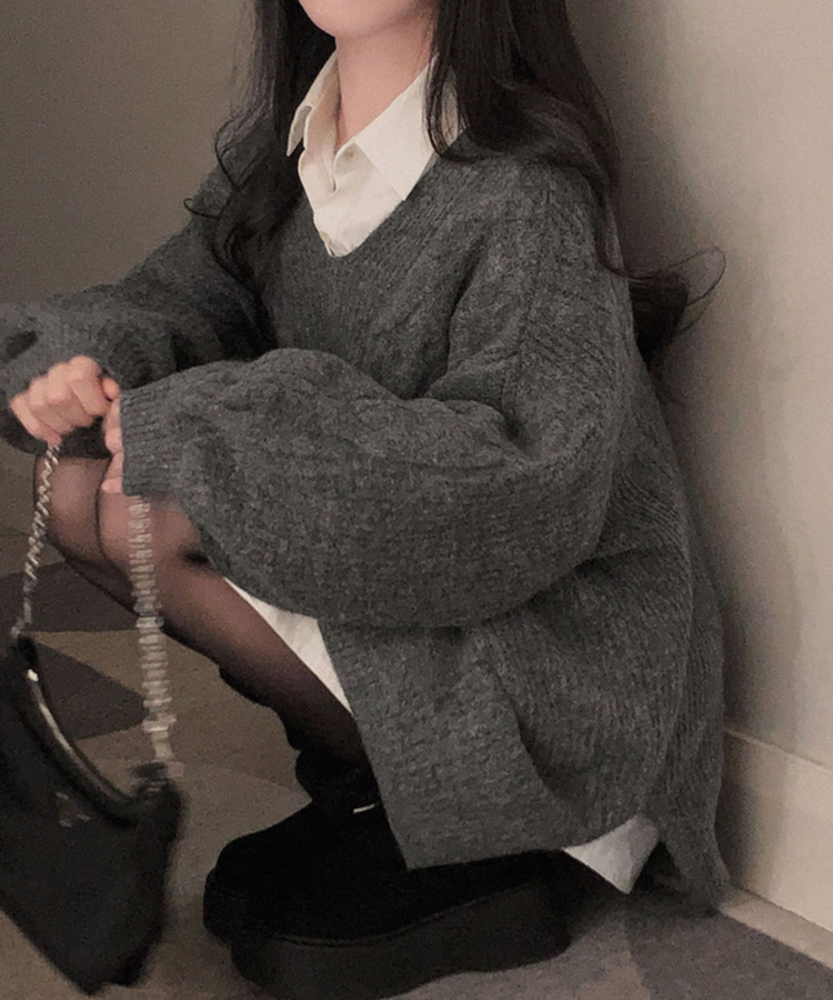 보호본능 자극핏여리함 플러스 꽈배기 꼬임 브이넥 오버핏 니트 차콜