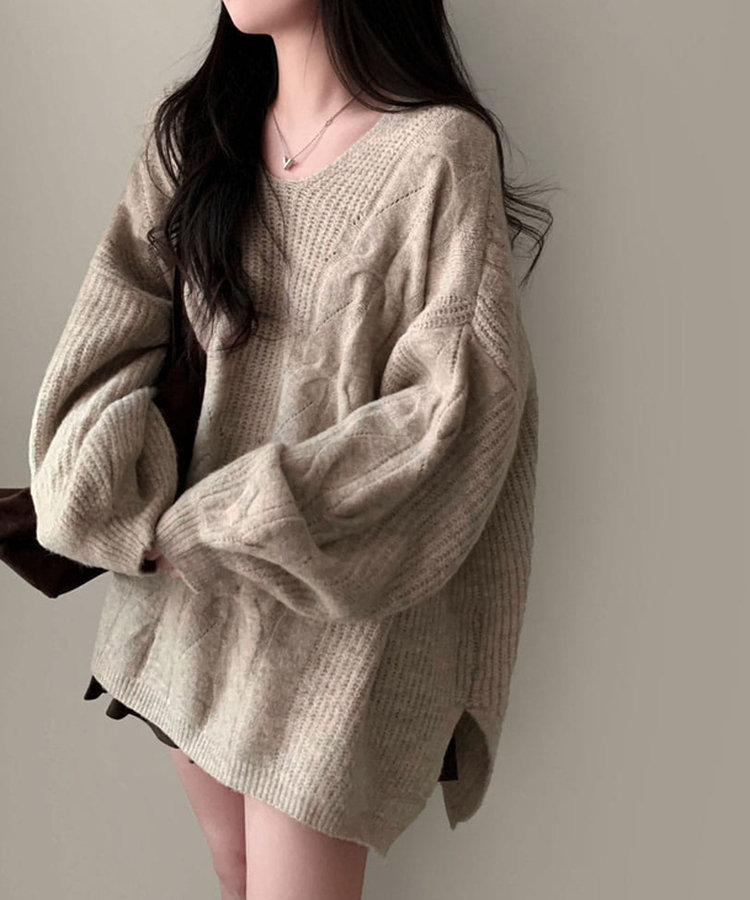 보호본능 자극핏여리함 플러스 꽈배기 꼬임 브이넥 오버핏 니트 베이지