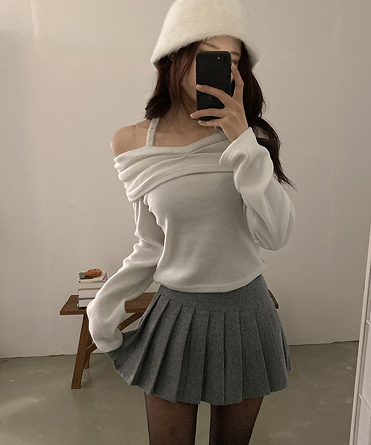 플럼 포근 기모 홀터 리본 오프숄더 티셔츠 아이보리