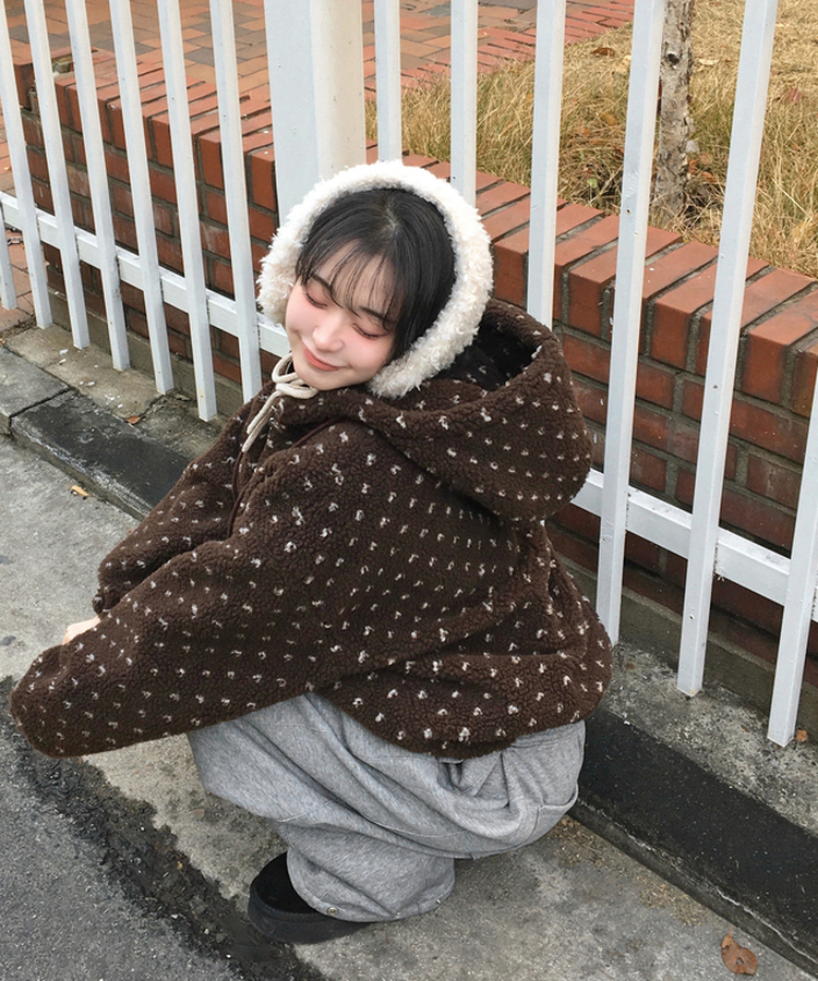 미찌 누빔 안감 도트 뽀글이 스트링 후드 집업 점퍼