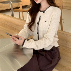 극강의 부드러움 바닐라 라운드 배색 루즈핏 버튼 긴팔 팬던트 겨울 와펜 여리핏 니트 가디건 베이지