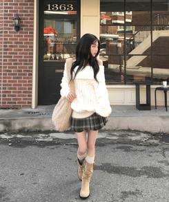 미츠 모헤어 케이블 꽈배기 여리핏 폭닥 도톰 오프숄더 니트 아이보리