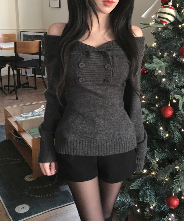 파넬 더블 버튼 오프숄더 슬림핏 긴팔 니트 그레이