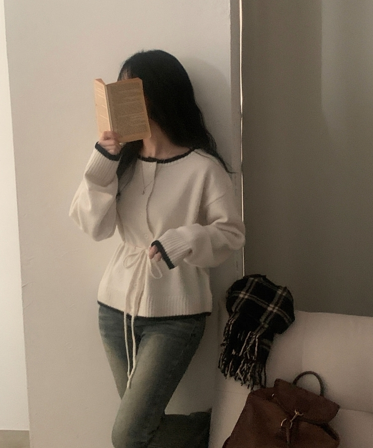 포니 배색 보트넥 허리스트링 울 니트가디건 아이보리