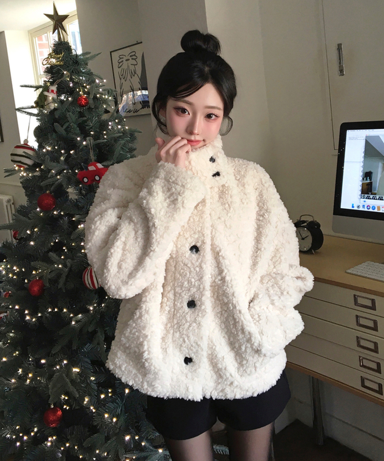 체코 양털 퍼 스웨이드 안감 무스탕 하이넥 카라 버튼 숏 코트 아이보리