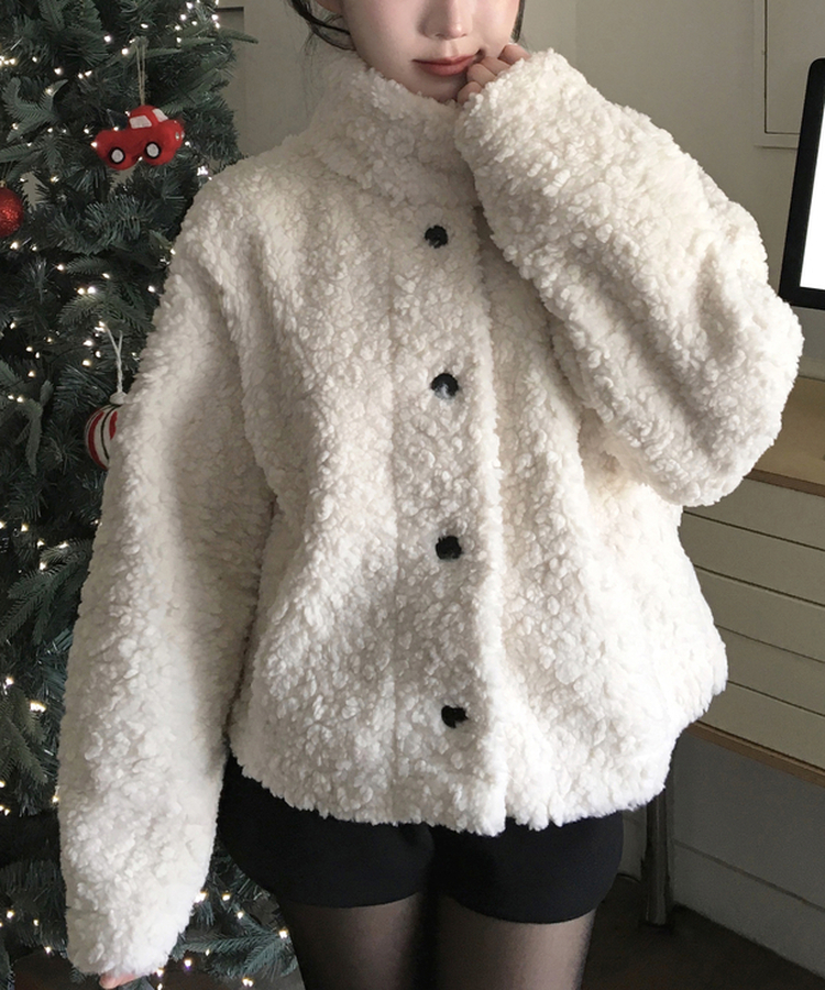 체코 양털 퍼 스웨이드 안감 무스탕 하이넥 카라 버튼 숏 코트 아이보리