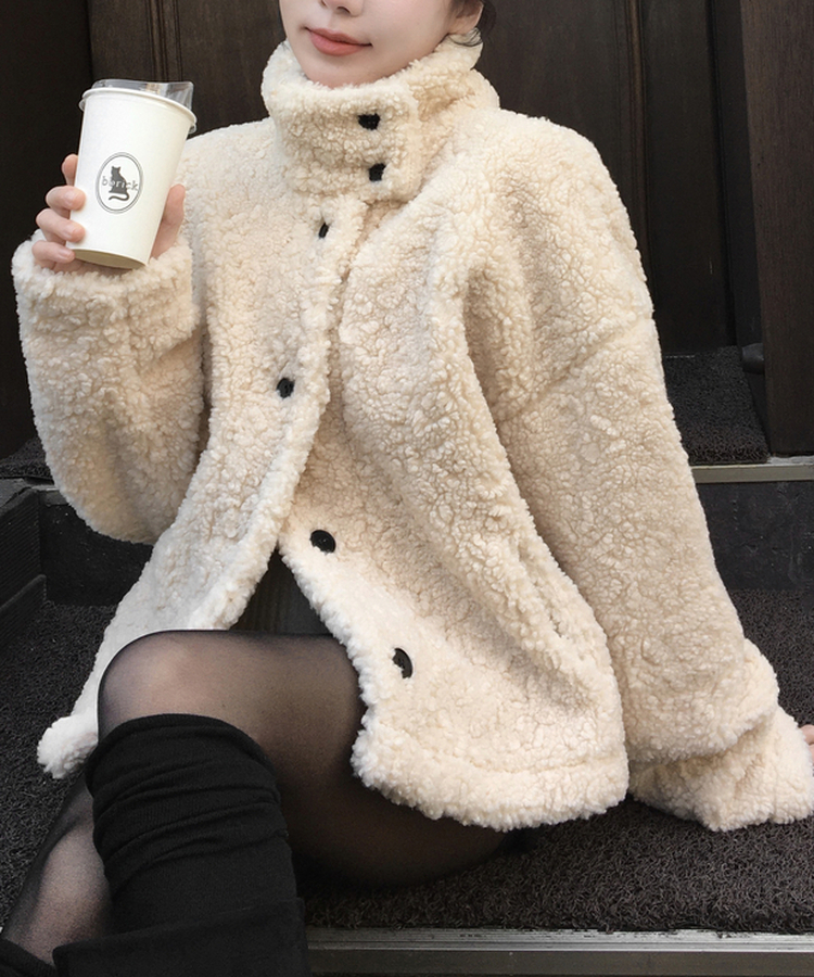 체코 양털 퍼 스웨이드 안감 무스탕 하이넥 카라 버튼 숏 코트 아이보리