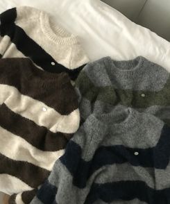 바론 모헤어 단가라 스트라이프 소프트울 펜던트 라운드 니트