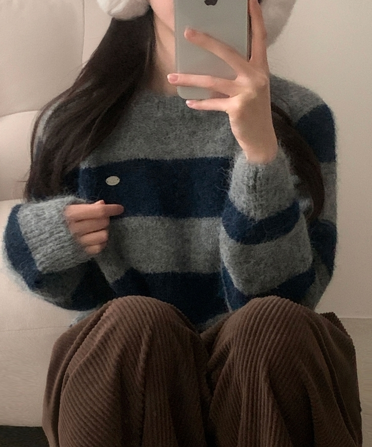 바론 모헤어 단가라 스트라이프 소프트울 펜던트 라운드 니트 블루