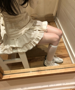 ガーリーフリルミニスカート CREAM
