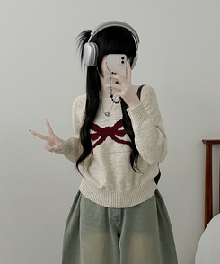 빅리본배색라운드세미크롭긴팔울니트 베이지