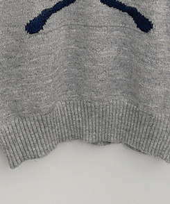 빅리본배색라운드세미크롭긴팔울니트