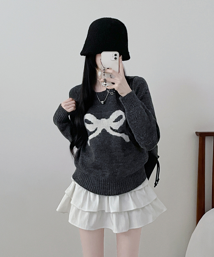 빅리본배색라운드세미크롭긴팔울니트 먹색