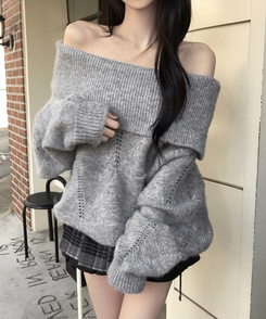 모니카 다이아 펀칭 오프숄더 오버핏 아방 도톰 긴팔 니트 그레이