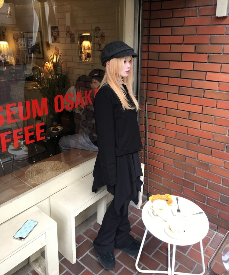 언발 레이어드 미디 스커트 블랙