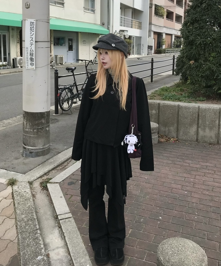 언발 레이어드 미디 스커트 블랙