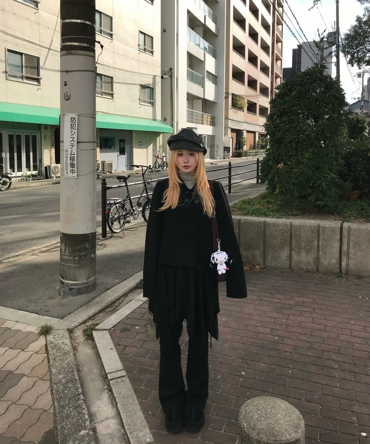 언발 레이어드 미디 스커트 블랙