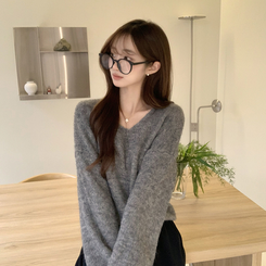 차르르 떨어지는 루즈핏 겨울 브이넥 버튼 참 니트 팬던트 데일리 연말룩 긴팔 상의 5color 그레이