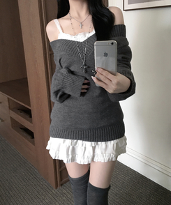 데스 울 딥브이넥 오프숄더 레이어드 벌룬 슬림 롱 니트 그레이