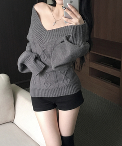 리키 브이넥 오프숄더 꽈배기 케이블 롱 슬림 벌룬 긴팔 니트 그레이