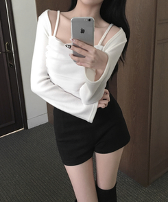 나밋 셔링 레이스 망사 볼레로 겉기모 언발 사선트임 티셔츠 화이트