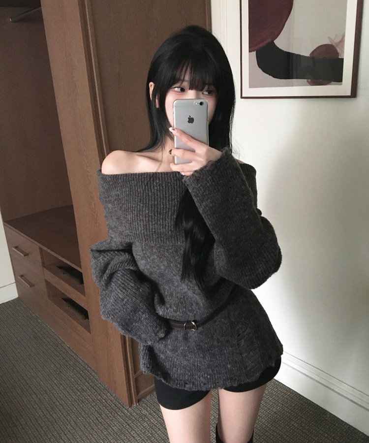 피어리 울 오프숄더 도톰 데미지 여리 롱 니트 차콜