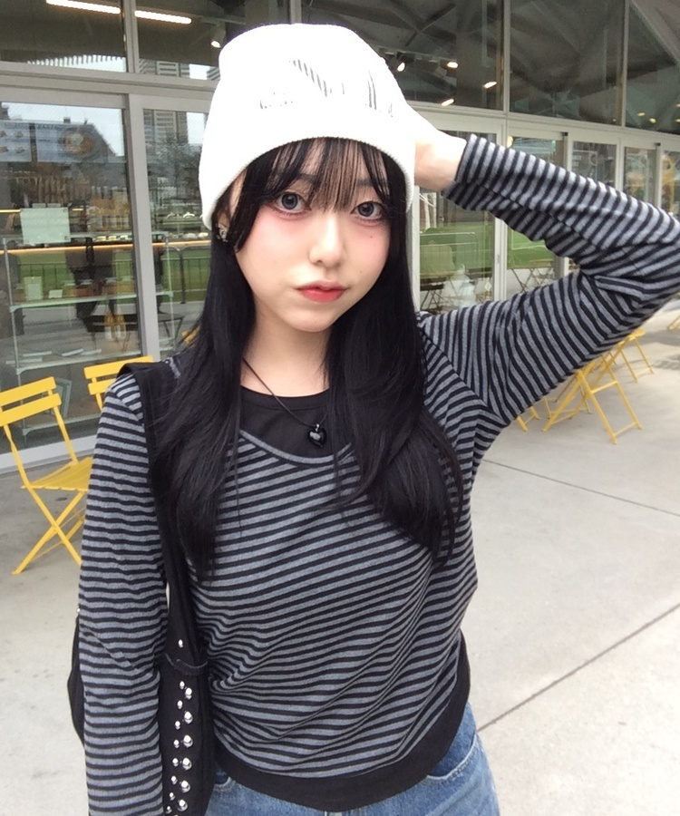 단가라 배색 셔링 긴팔티셔츠 블랙