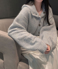 폭닥폭닥 하이넥 후드 골지 세미 크롭 아방핏 니트 가디건 회소라