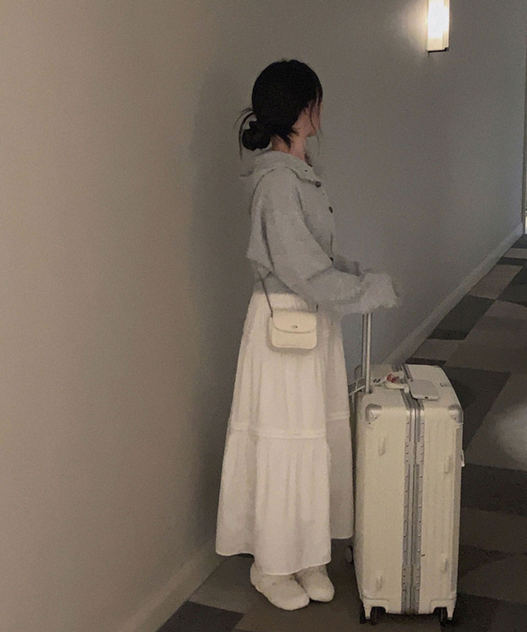 폭닥폭닥 하이넥 후드 골지 세미 크롭 아방핏 니트 가디건 회소라