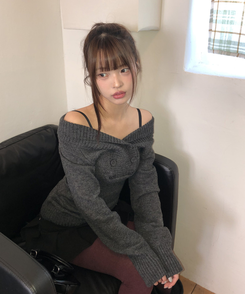 ダブルボタンオフショルダーニット GREY