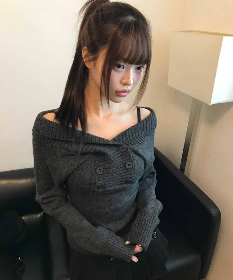 ダブルボタンオフショルダーニット GREY