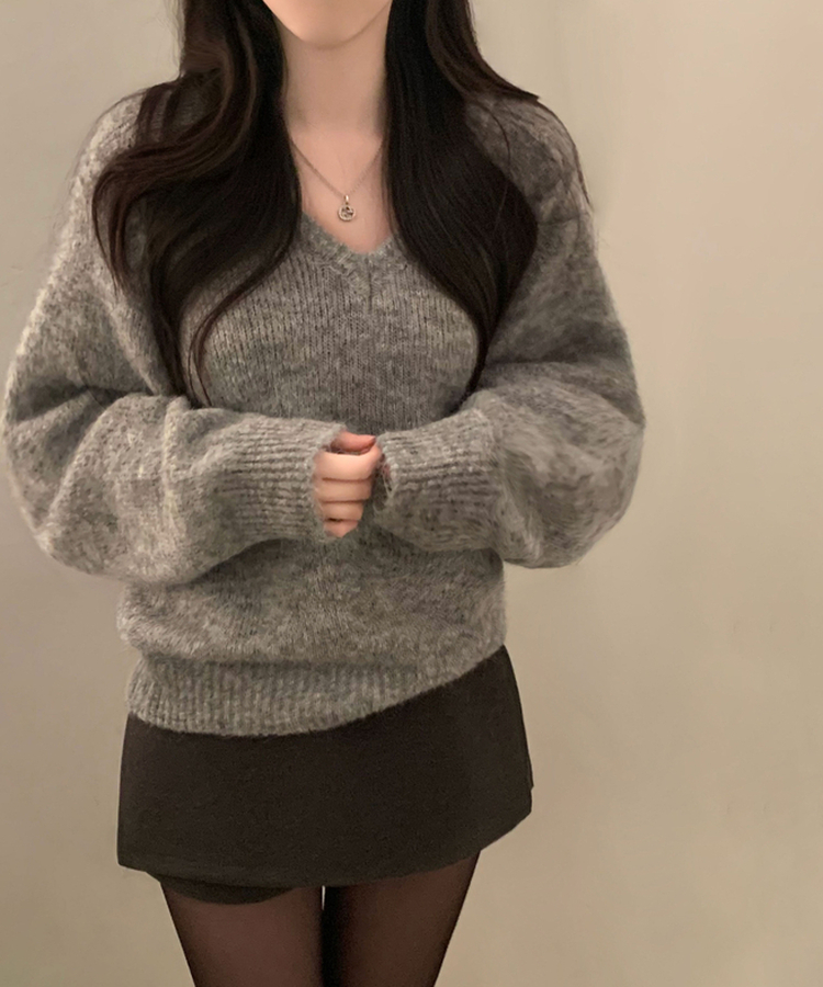 스웰 모헤어 브이넥 루즈핏 긴팔니트