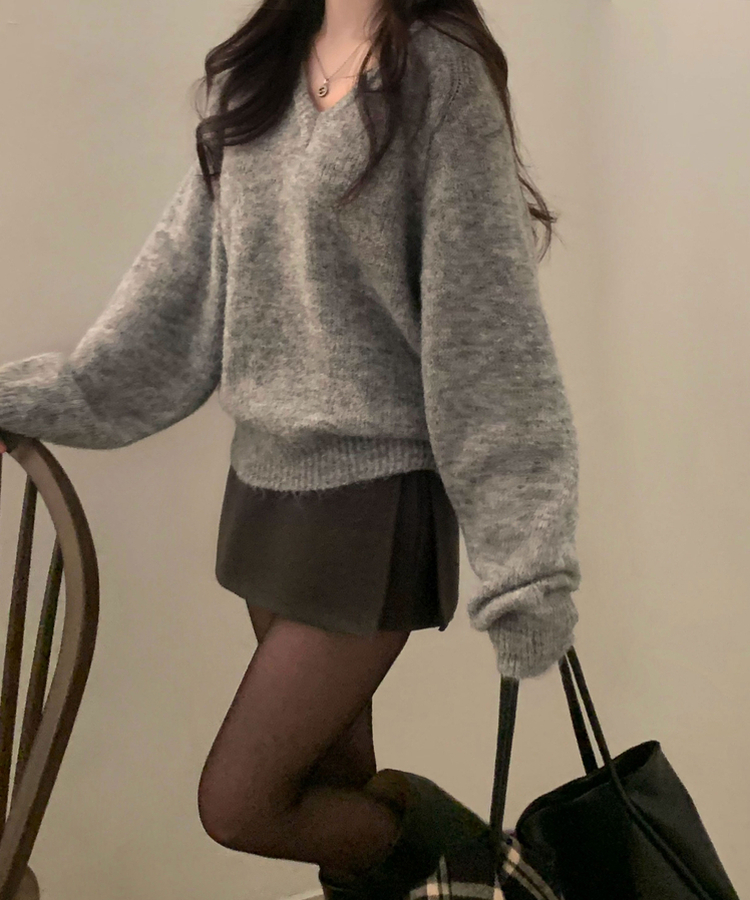 스웰 모헤어 브이넥 루즈핏 긴팔니트