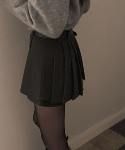【ベルト付き】厚手プリーツウールスカートパンツ GREY