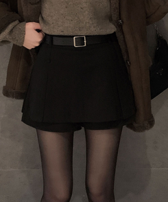 【ベルト付き】厚手プリーツウールスカートパンツ BLACK