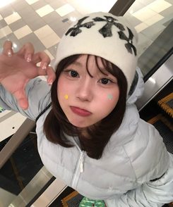 クロススタッズビーニー IVORY