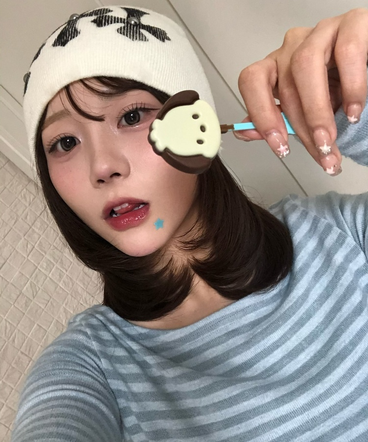 クロススタッズビーニー IVORY