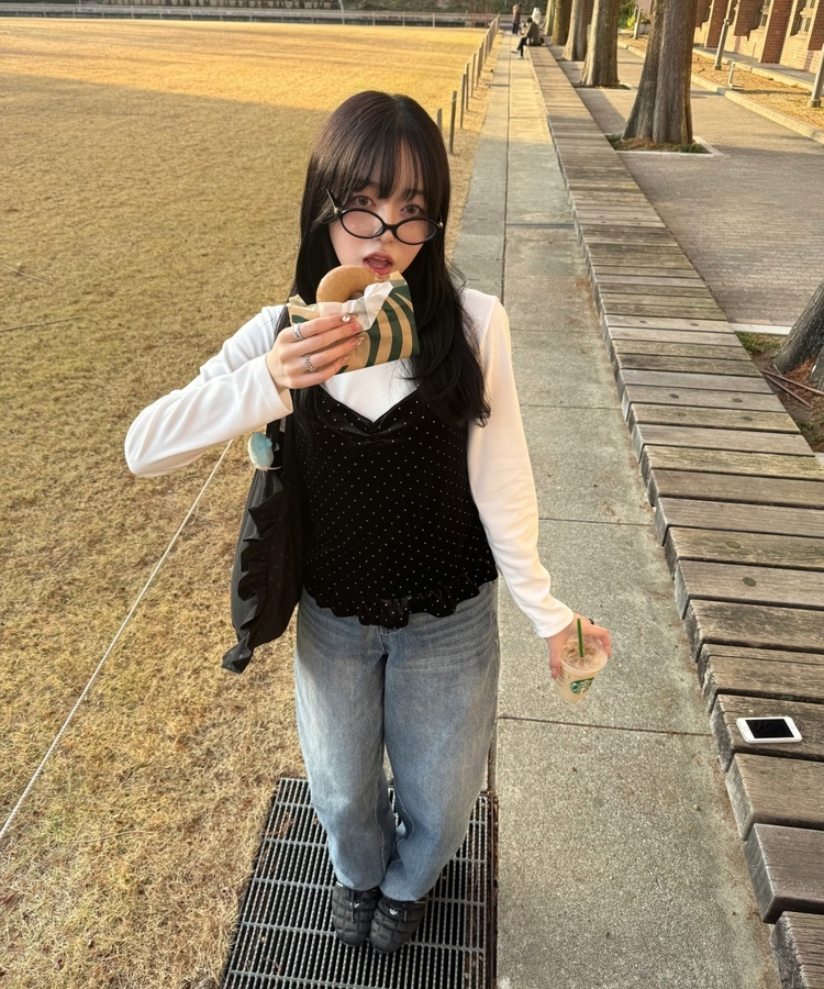 벨벳 뷔스티에 블라우스 블랙