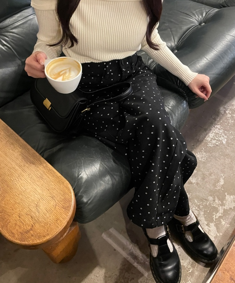 플라워 도트 와이드팬츠 블랙